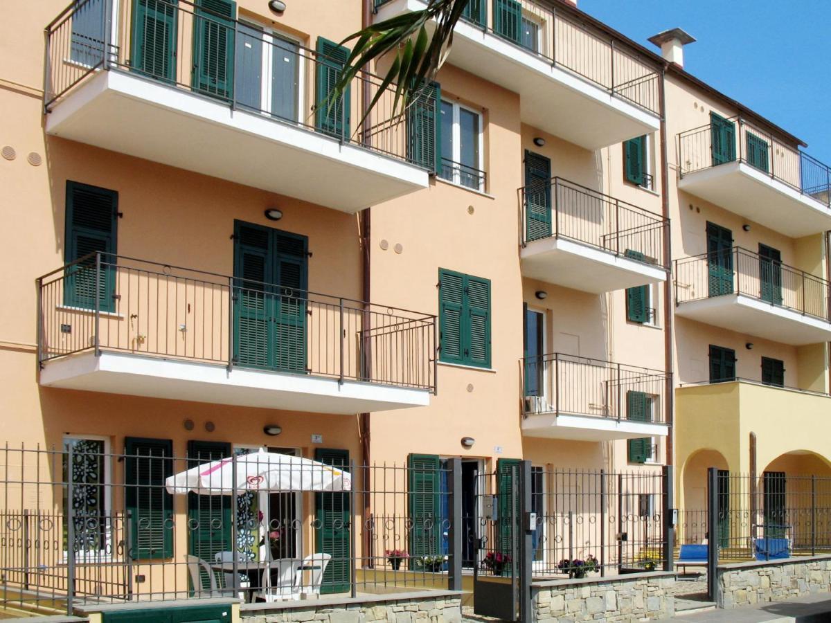 Apartment Cala Azzurra - Imp312 By Interhome Imperia Εξωτερικό φωτογραφία