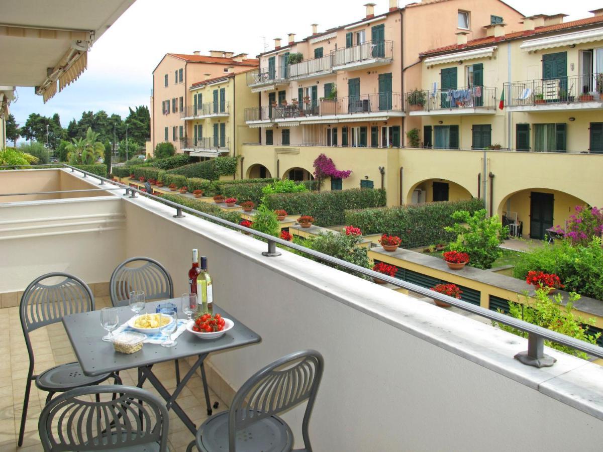 Apartment Cala Azzurra - Imp312 By Interhome Imperia Εξωτερικό φωτογραφία