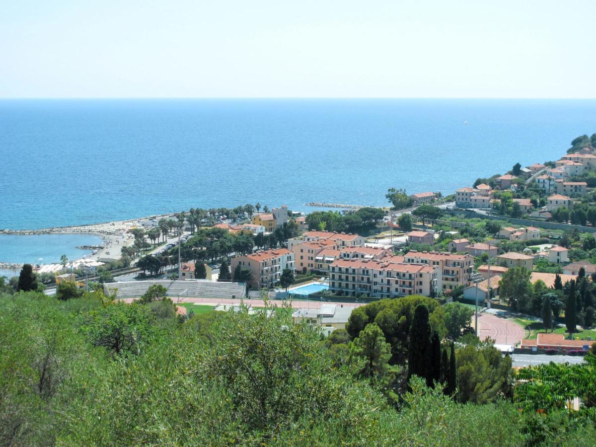 Apartment Cala Azzurra - Imp312 By Interhome Imperia Εξωτερικό φωτογραφία